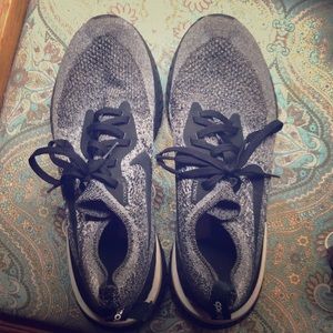 Nike Women’s Epic React Flyknit